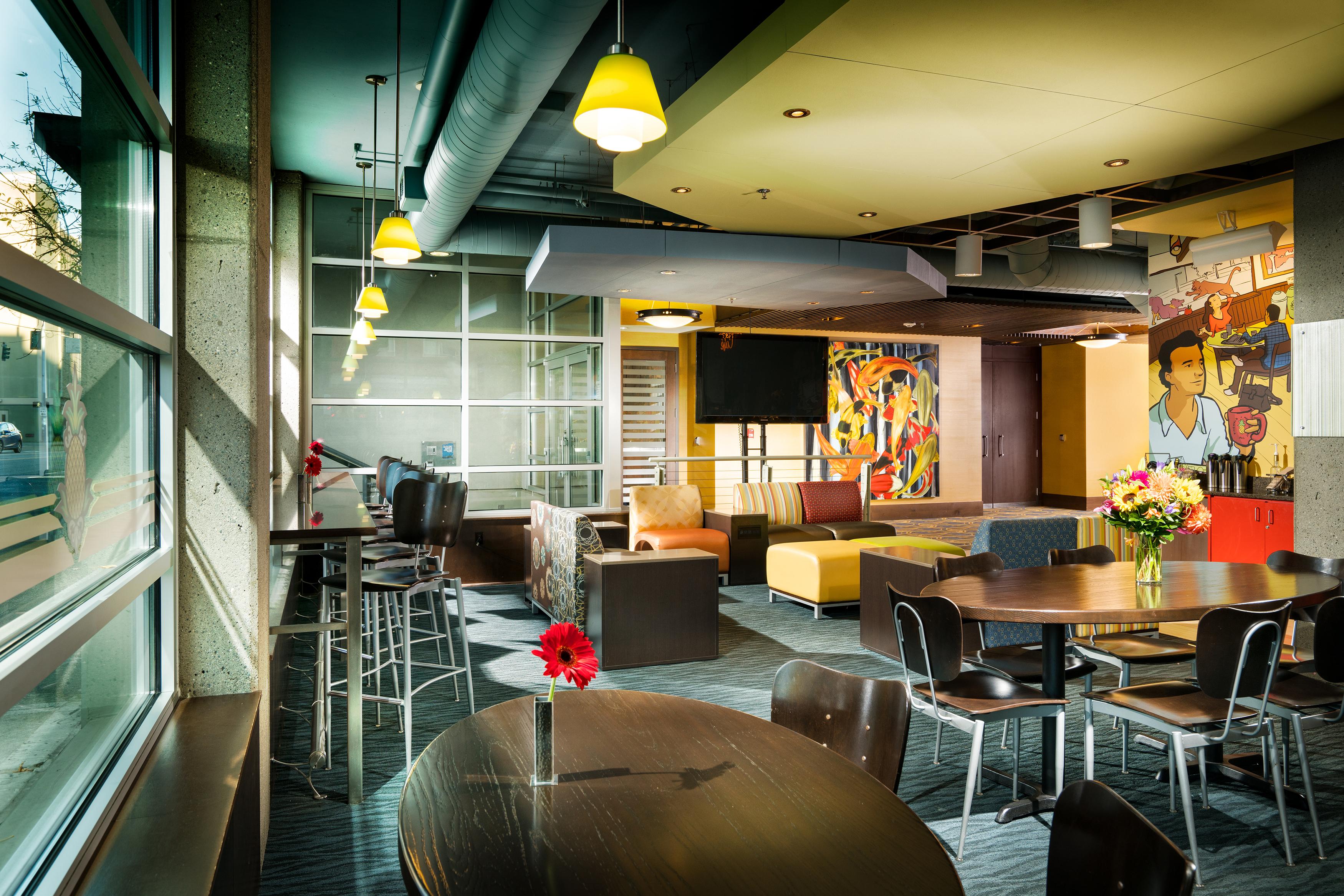 Staypineapple, Watertown Hotel, University District Seattle Exterior photo